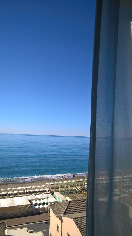 Hotel Ideale Varazze Esterno foto