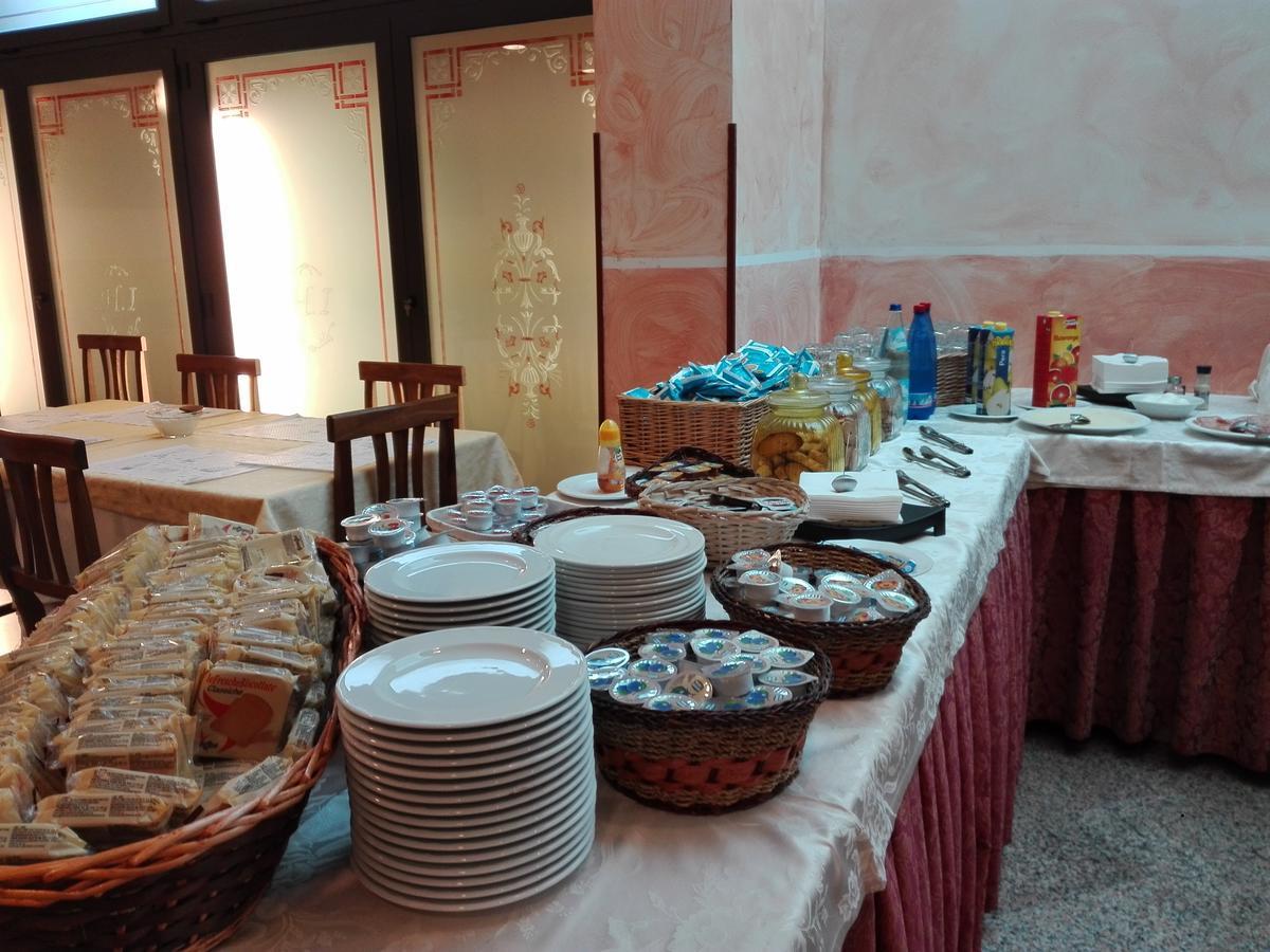Hotel Ideale Varazze Esterno foto